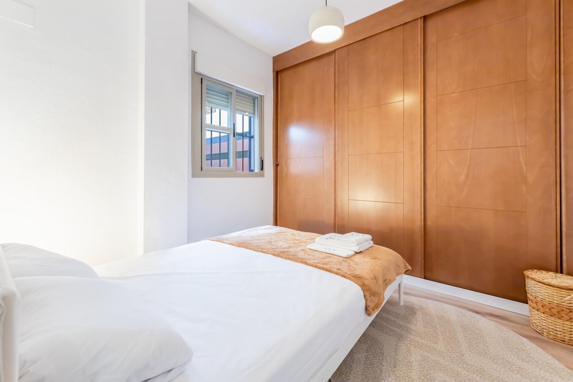 Charming 4-bedroom In Malaga's Historic Center Apartamento Málaga