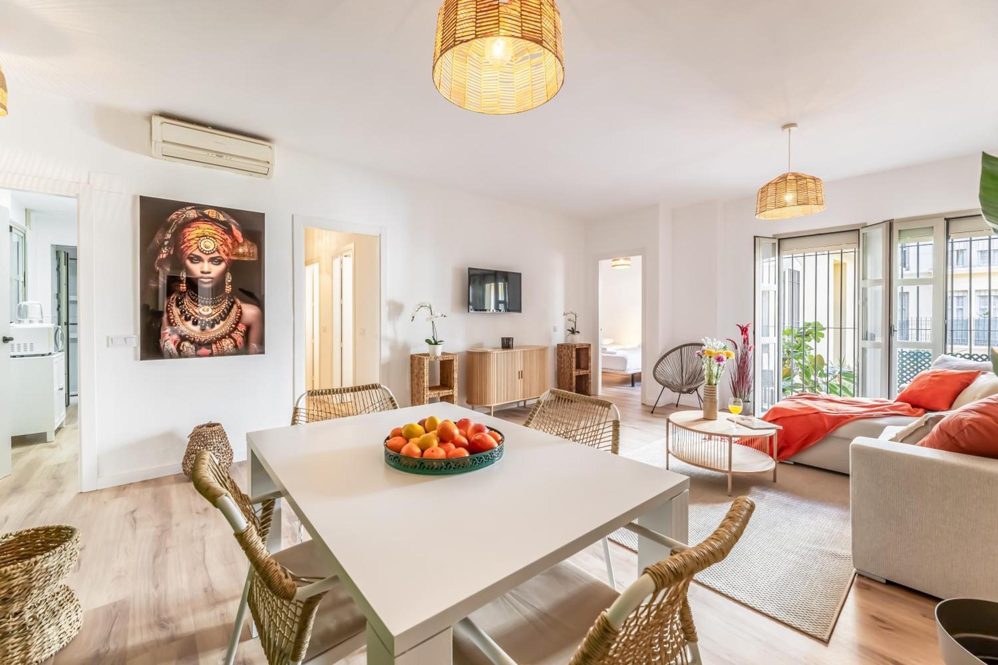 Charming 4-bedroom In Malaga's Historic Center Apartamento Málaga