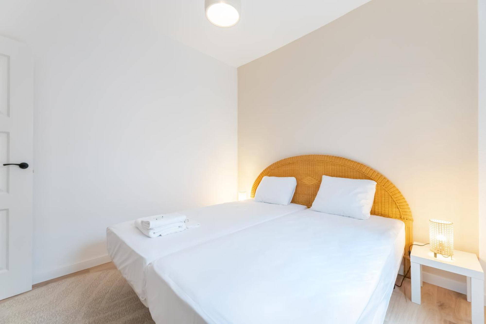Apartamento Charming 4-bedroom In Malaga's Historic Center Málaga